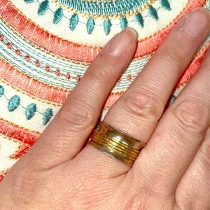 Silpada “Go For A Spin” Ring